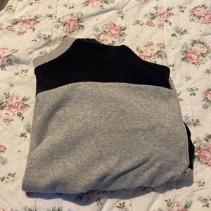 american eagle long sleeve/sweatshirt